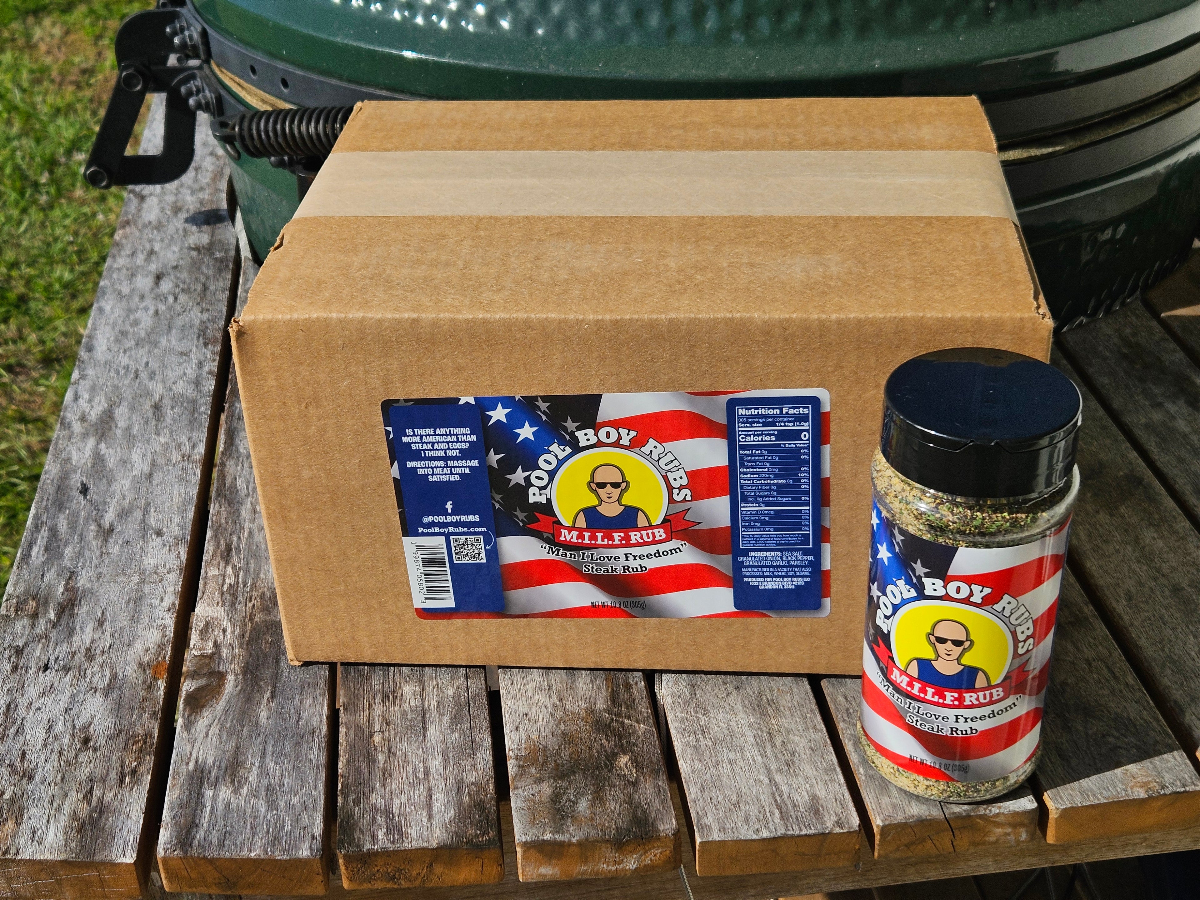 Pool Boy Rubs MILF Case (12ct)